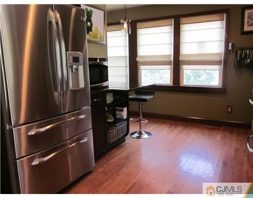 1691 Holly Road North Brunswick, NJ 08902 - Photo 4 of 12 Gallery Image 4