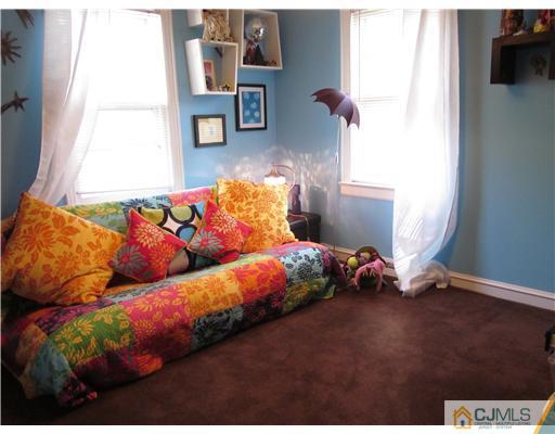 1691 Holly Road North Brunswick, NJ 08902 - Photo 8 of 12 Gallery Image 8