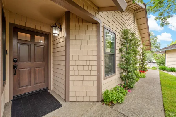 $1,639,000 | 1929 Vintner Court, Yountville, CA 94599