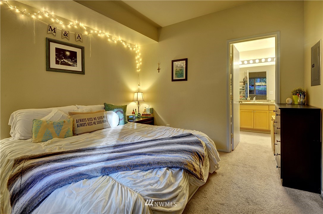 3918 243rd Place Southeast, Unit F201 Bothell, WA 98021 - Photo 7 of 17