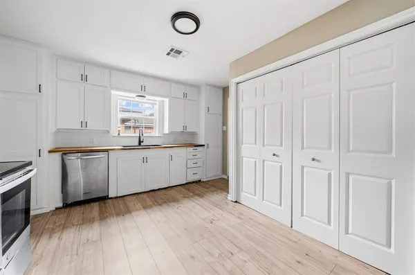 $1,500 | 713 East Franklin Street, Hillsboro, TX 76645