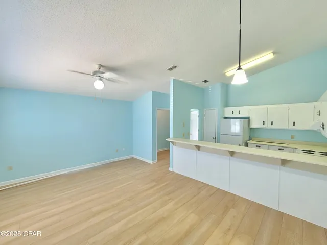 $1,400 | 5500 Sunset Avenue, Unit B, Panama City Beach, FL 32408