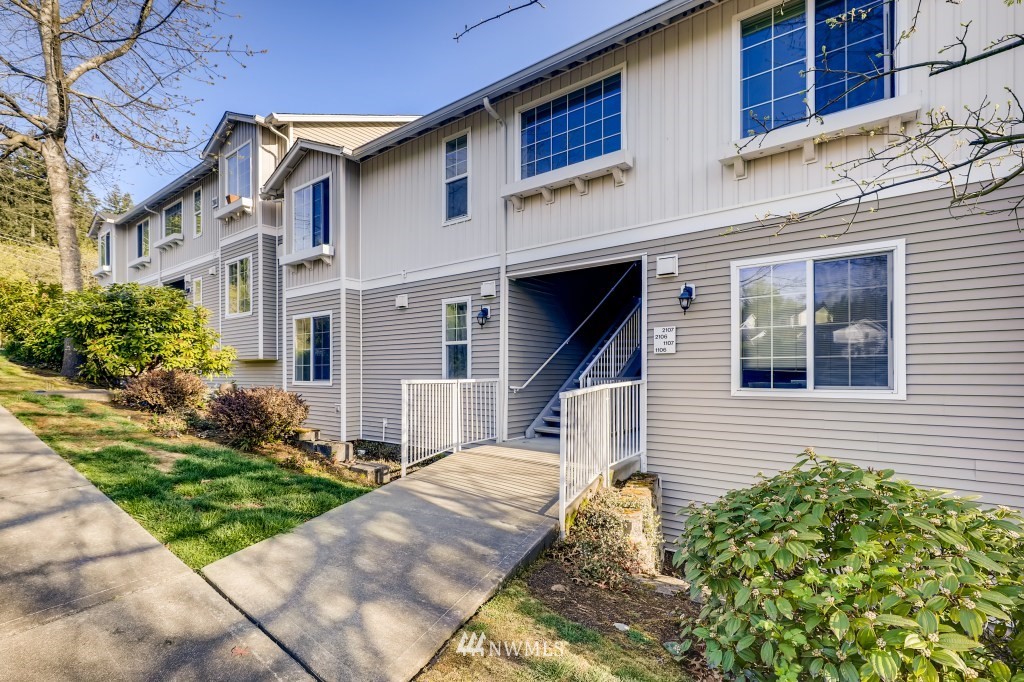 2804 Southeast 8th Place, Unit 1106 Renton, WA 98058 - Photo 1 of 24 Gallery Image 1