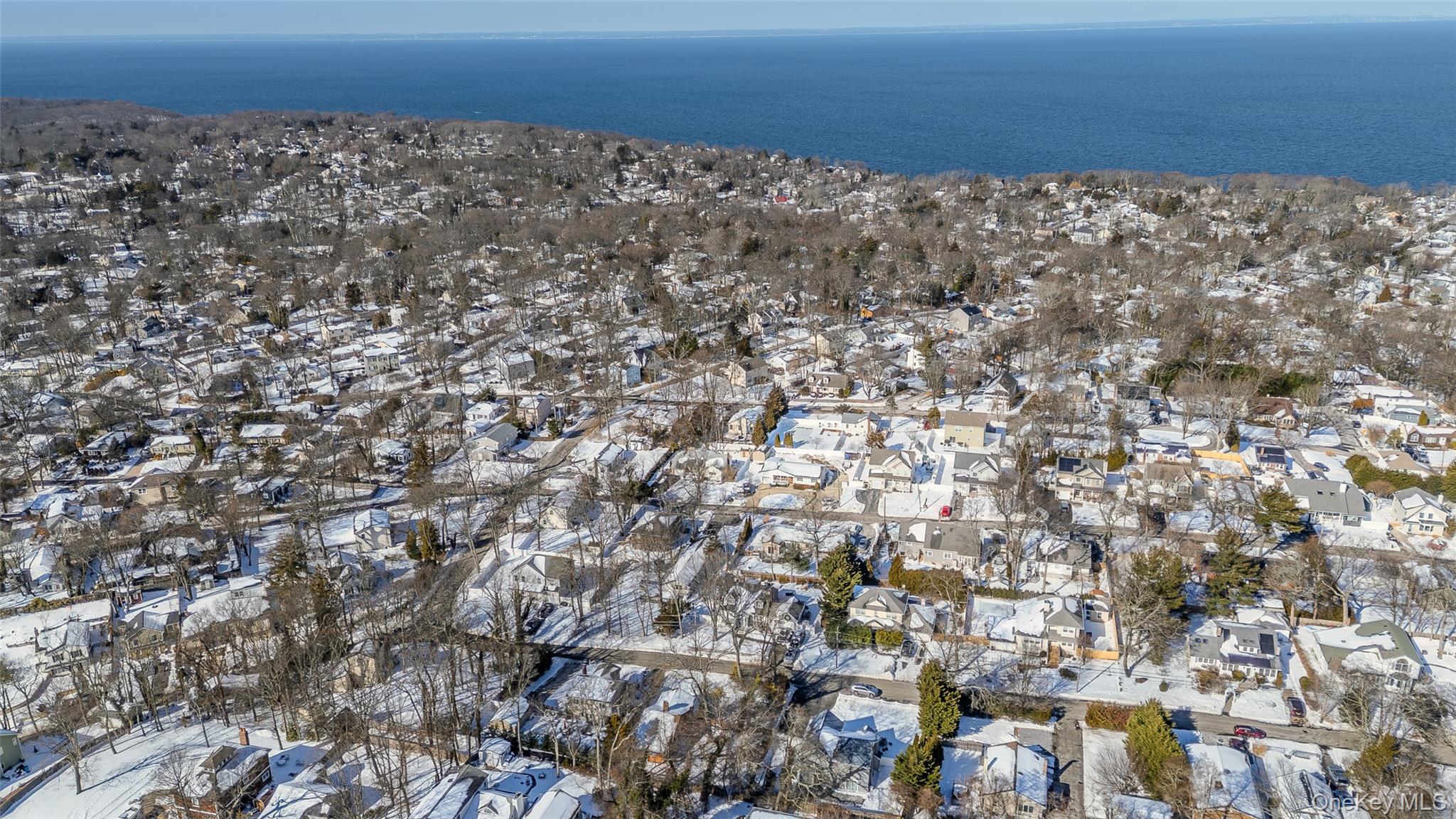 40 Hawthorne Road Rocky Point, NY 11778 - Photo 9 of 16 view of a building