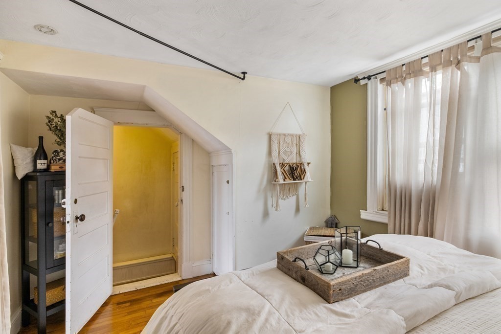 325-327 Sumner Street Boston, MA 02128 - Photo 20 of 42