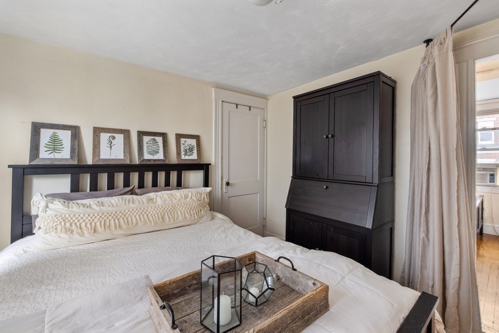 325-327 Sumner Street Boston, MA 02128 - Photo 21 of 42