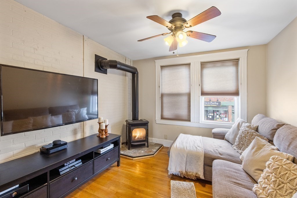 325-327 Sumner Street Boston, MA 02128 - Photo 7 of 42