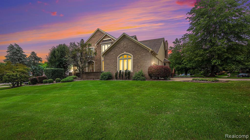 926 Stanford Circle Rochester Hills, MI 48309 - Photo 36 of 46