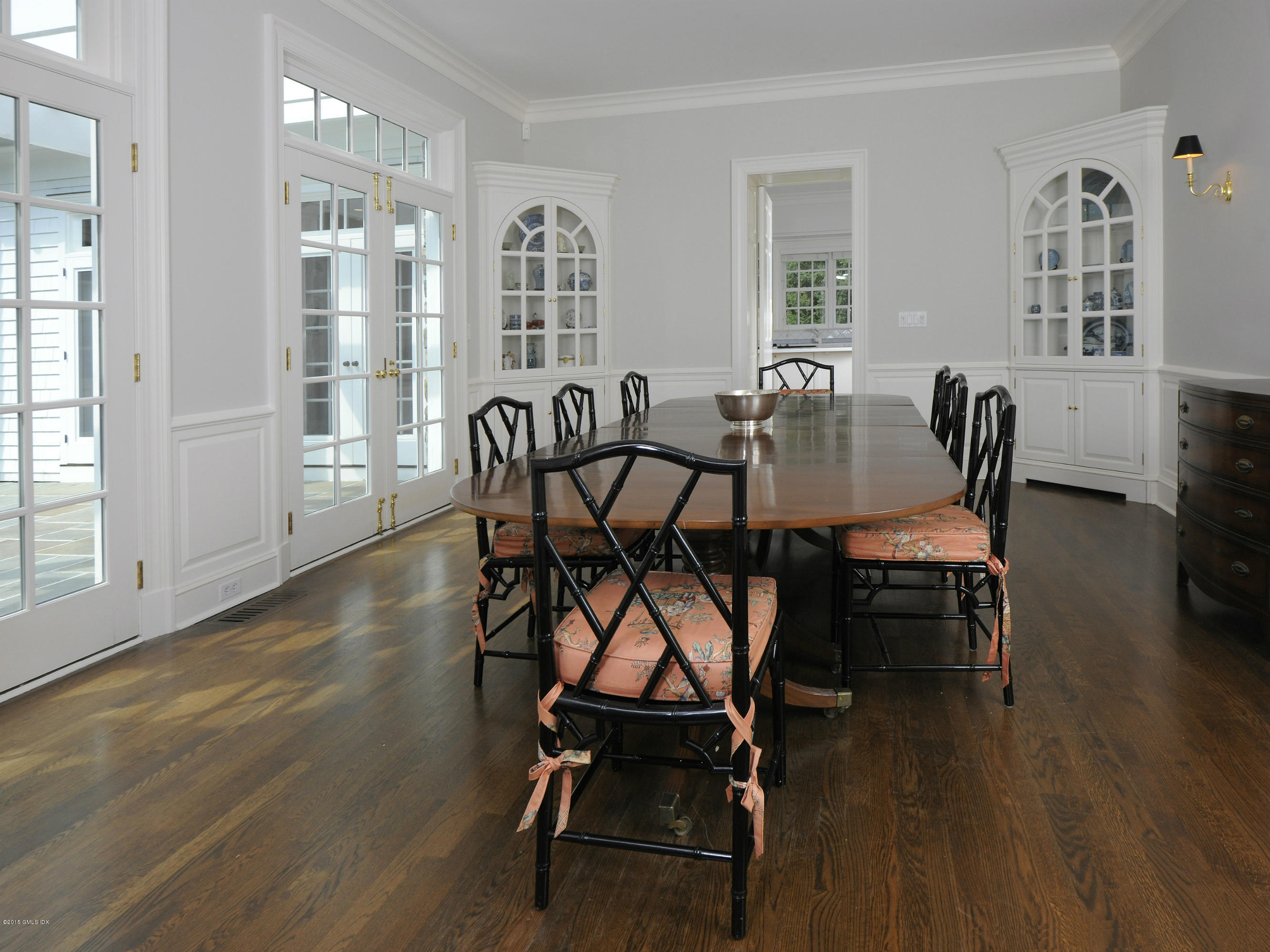 2 Lower Cross Road Greenwich, CT 06831 - Photo 3 of 11 Dining Room