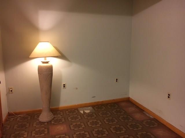 421 East Garden Road Pittsburgh, PA 15227 - Photo 14 of 23 Gallery Image 14