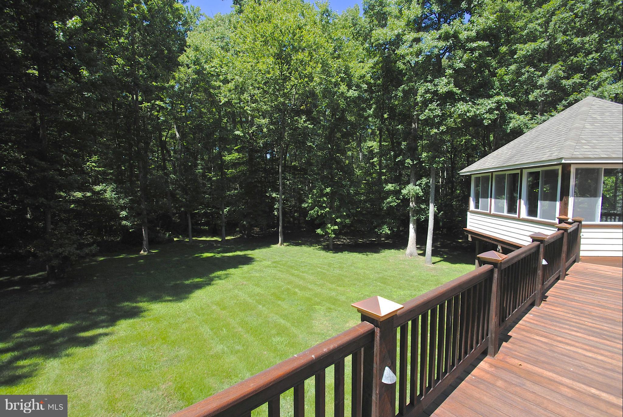 46 Colony Crossing Edgewater, MD 21037 - Photo 22 of 30 Rear yard w/ lots of room to play!