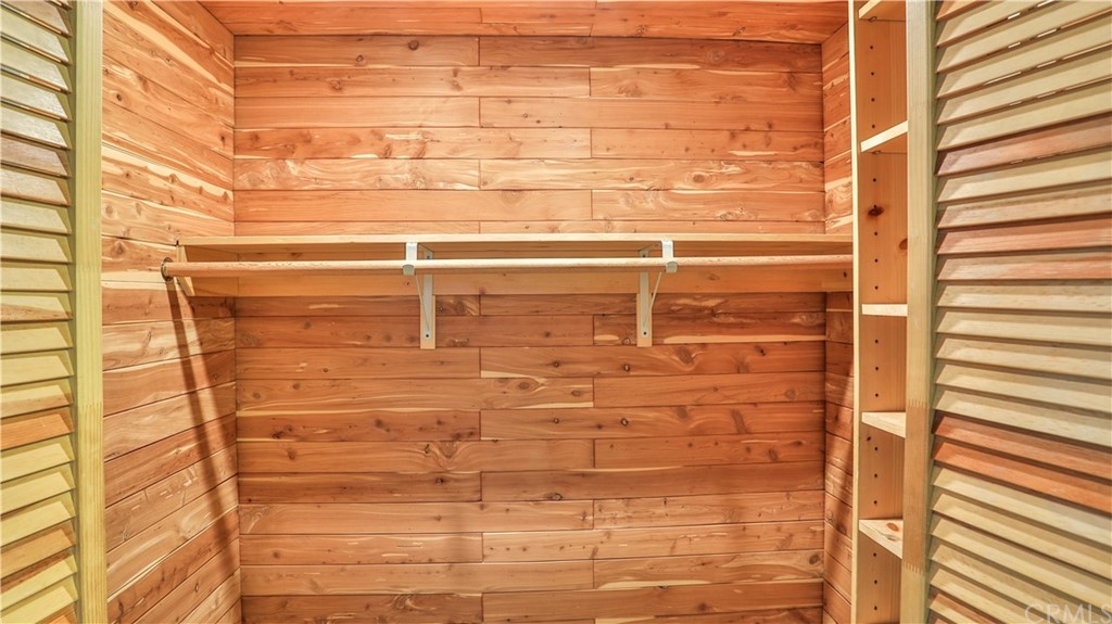 35 Manker Flats Mt Baldy, CA 91759 - Photo 33 of 48 a bathroom with a shower