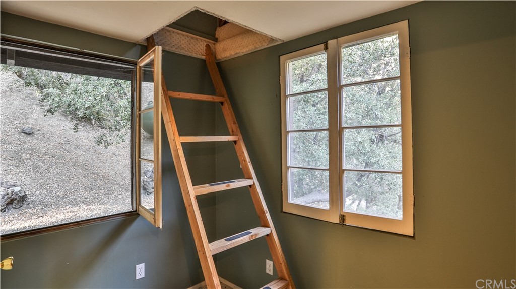 35 Manker Flats Mt Baldy, CA 91759 - Photo 34 of 48 a view of front door