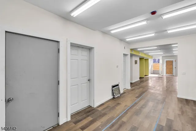 $350,000 | 647 Scotland Road, Orange, NJ 07050