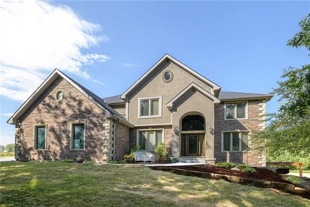 $1,150,000 | 22119 171st Street, Basehor, KS 66007