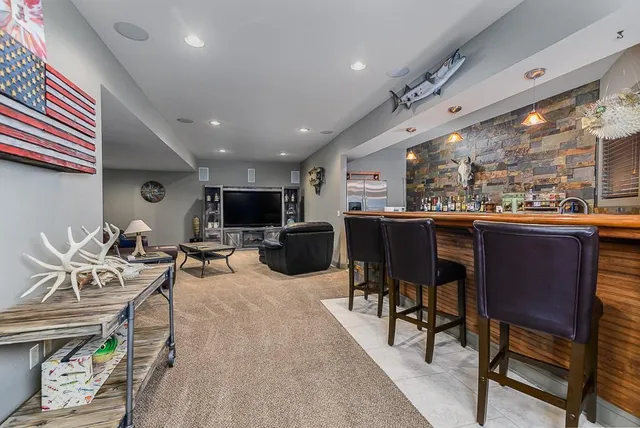 $1,150,000 | 22119 171st Street, Basehor, KS 66007