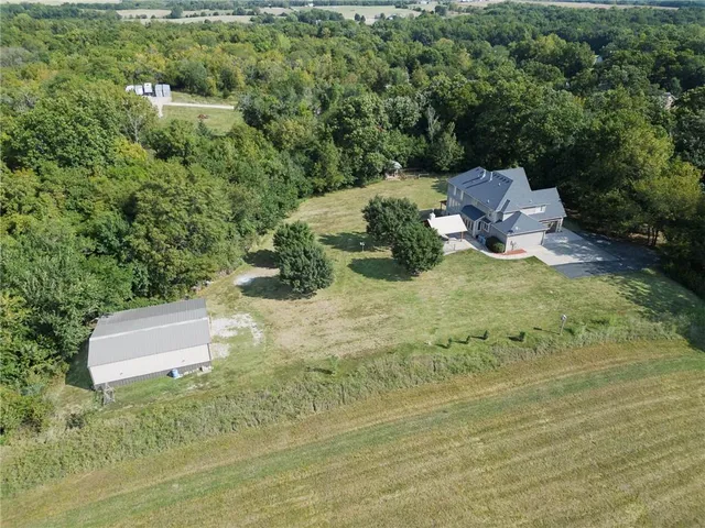 $1,150,000 | 22119 171st Street, Basehor, KS 66007