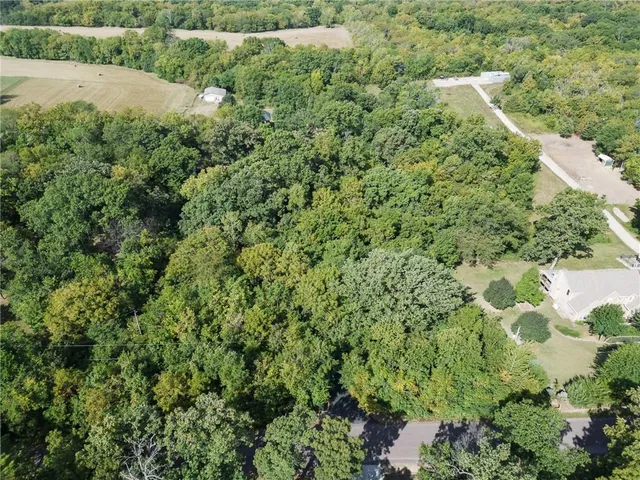 $1,150,000 | 22119 171st Street, Basehor, KS 66007