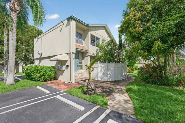 $244,900 | 3007 Northwest 5th Terrace, Pompano Beach, FL 33064