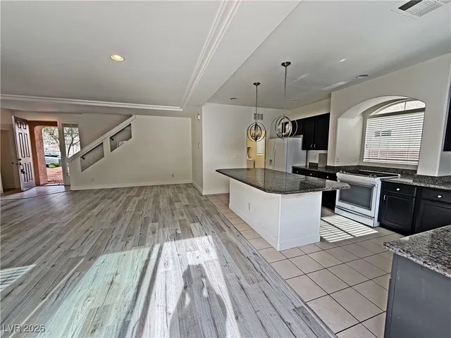 $3,000 | 6577 Mountain Spirit Court, Las Vegas, NV 89139