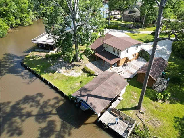 $333,000 | 31814 River Pines Drive, Springfield, LA 70462