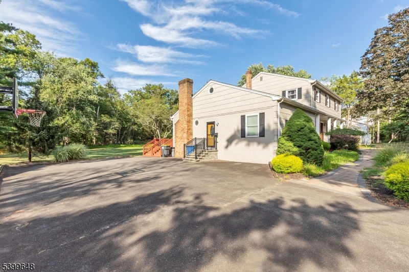 512 Township Line Road Hillsborough, NJ 08844 - Photo 37 of 46