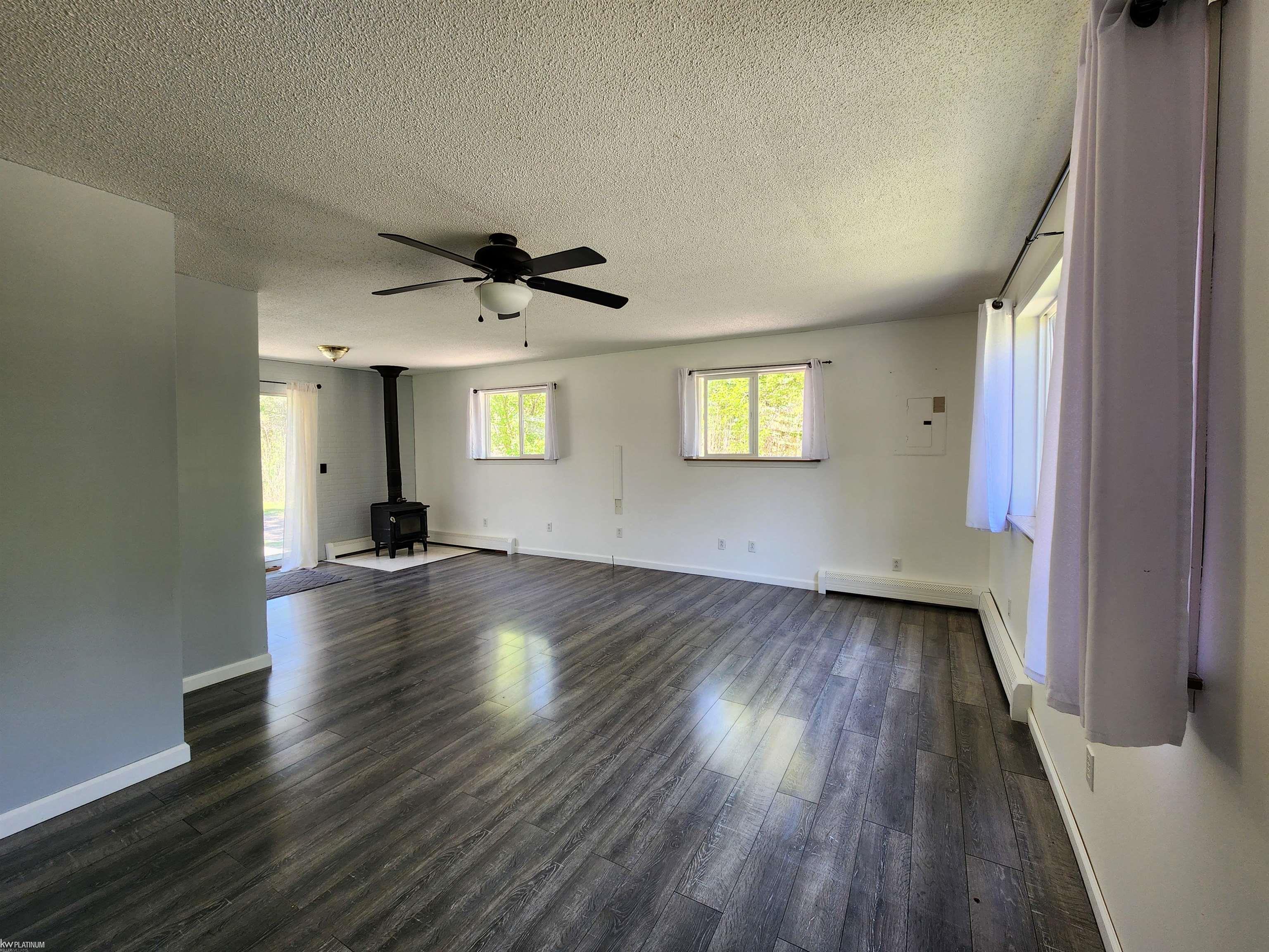 5045 Parker Road Fort Gratiot, MI 48059 - Photo 5 of 16