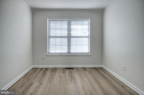 an empty room with closet