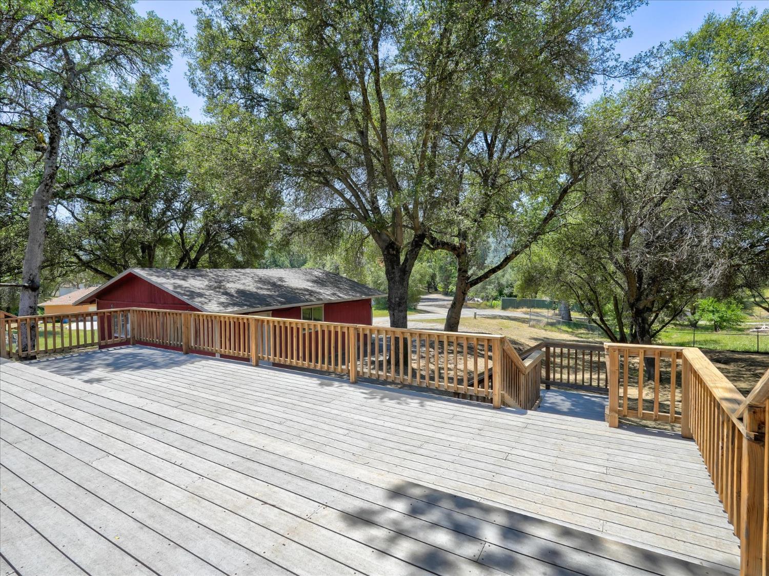 49020 Manzanita Road Oakhurst, CA 93644 - Photo 49 of 61