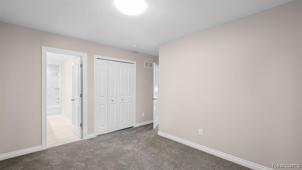 3237 Longview Avenue Rochester Hills, MI 48307 - Photo 20 of 36
