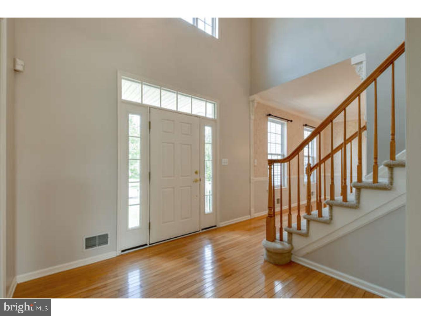6 Pierce Road East Windsor, NJ 08520 - Photo 4 of 25
