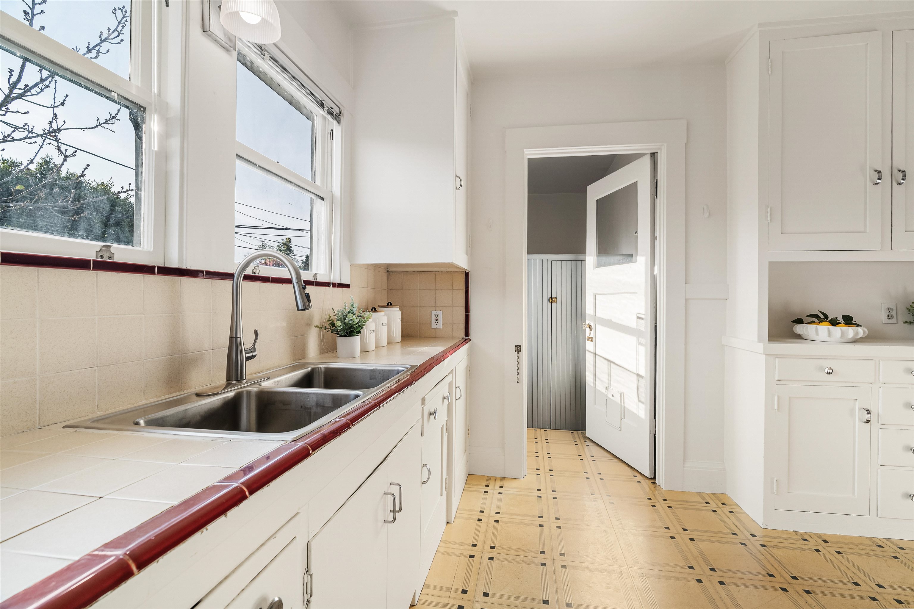 3010 Fairview Avenue Alameda, CA 94501 - Photo 28 of 37