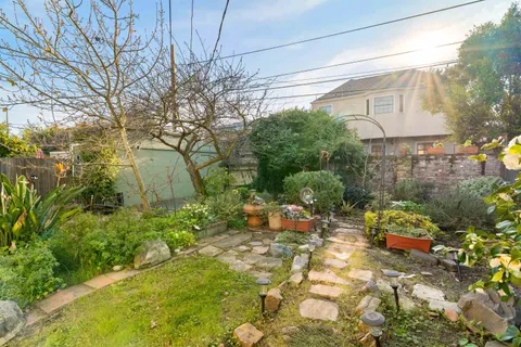 $999,000 | 3010 Fairview Avenue, Alameda, CA 94501