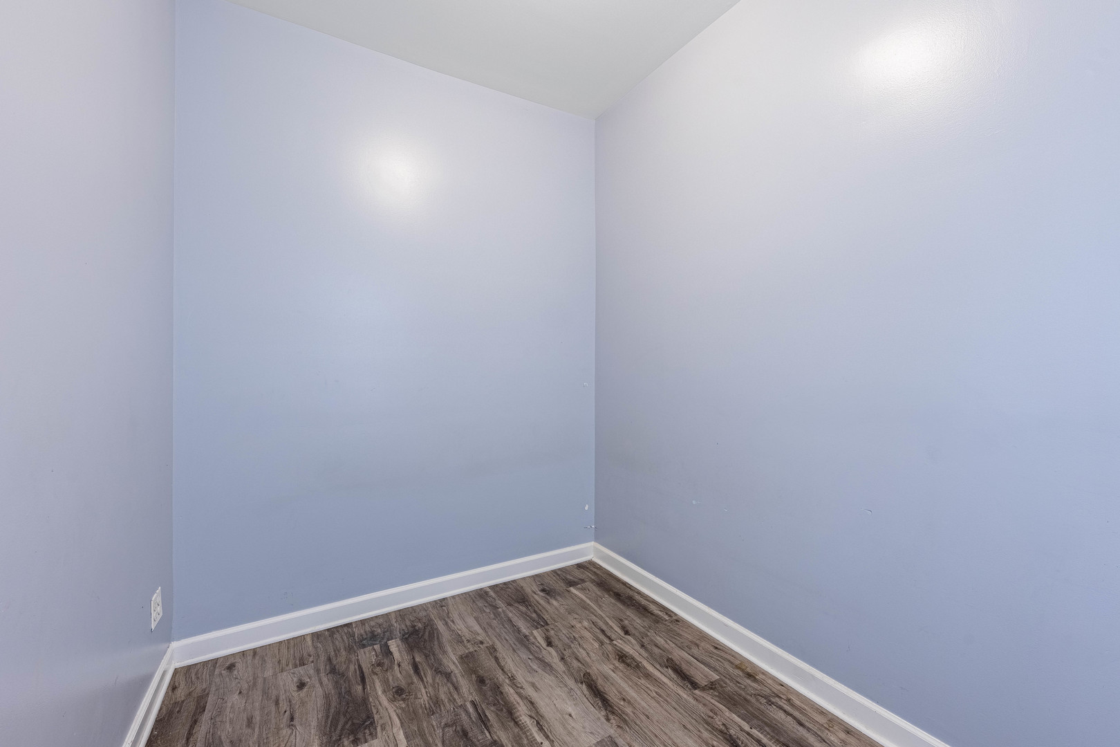 3022 South Homan Avenue Chicago, IL 60623 - Photo 21 of 29 a view of room with window