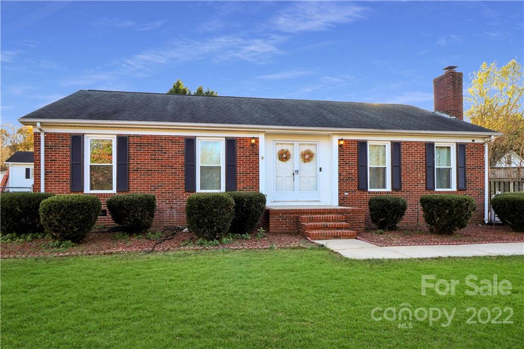 275 Larkspur Road Salisbury, NC 28146 - Photo 2 of 27 Gallery Image 2