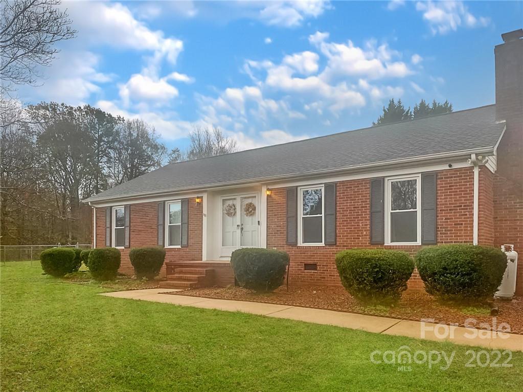 275 Larkspur Road Salisbury, NC 28146 - Photo 3 of 27 Gallery Image 3