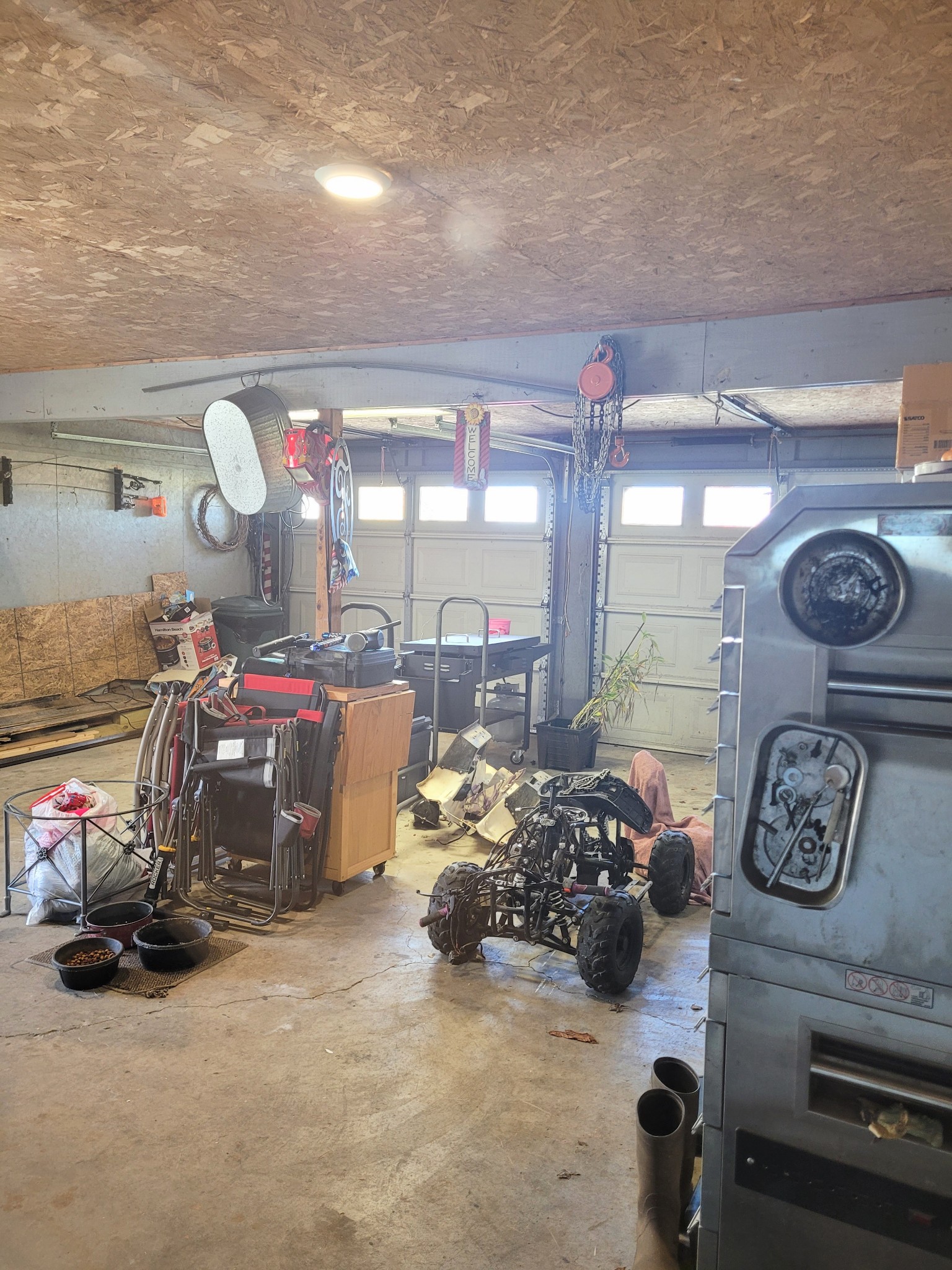 196 Nate Floyd Road Manchester, TN 37355 - Photo 24 of 36 a view of a room with gym equipment