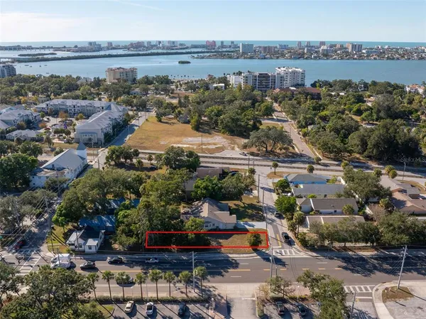 $99,999 | 717 Nicholson Street, Clearwater, FL 33755