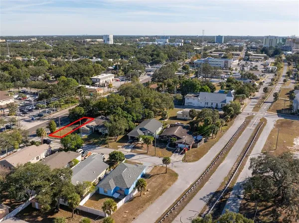 $99,999 | 717 Nicholson Street, Clearwater, FL 33755