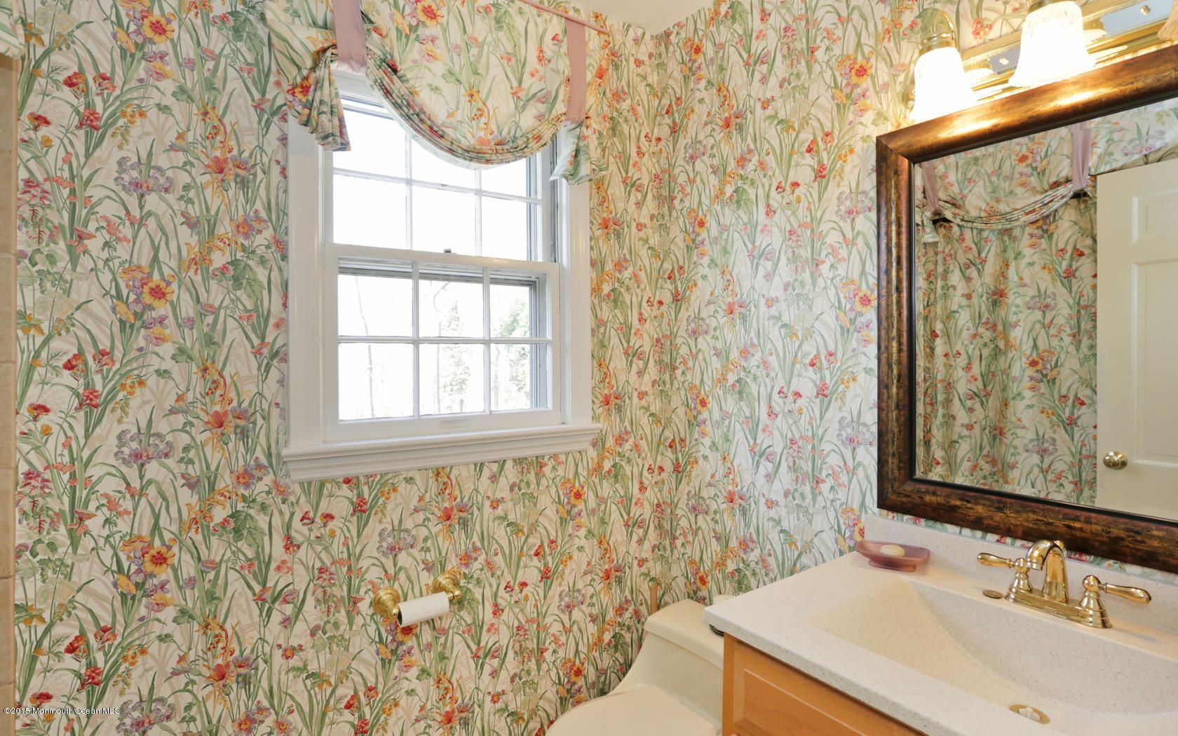 20 Maple Drive Colts Neck, NJ 07722 - Photo 5 of 19 12-photo-web-1680x1050-304839