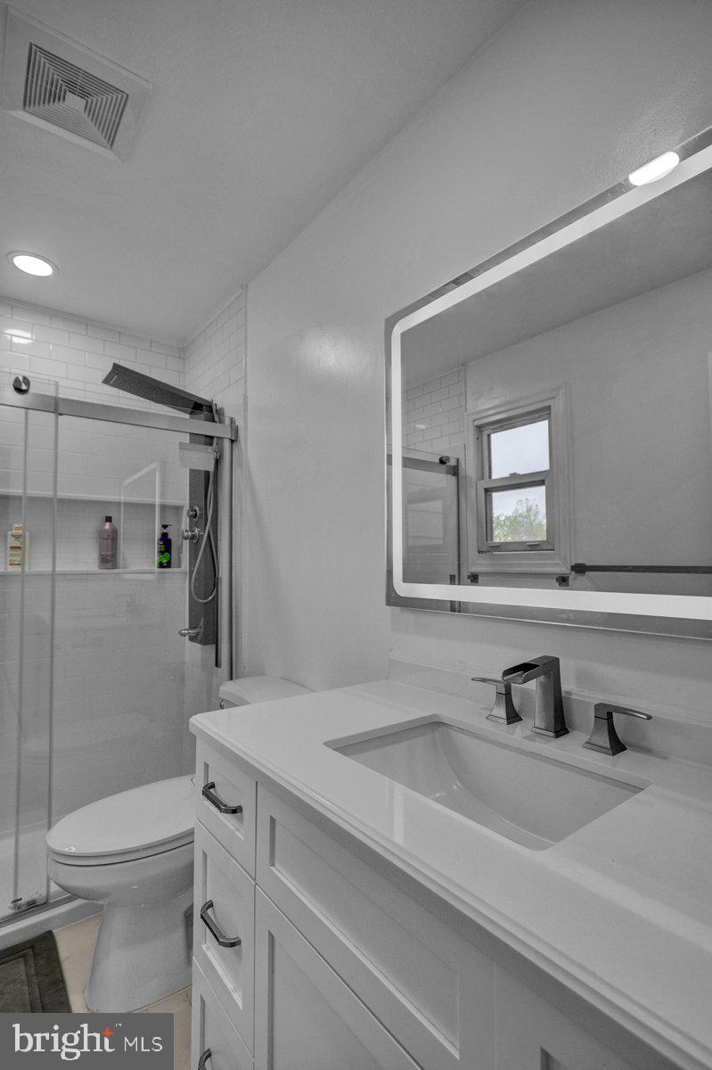 909 Farmdale Road Mount Joy, PA 17552 - Photo 18 of 32