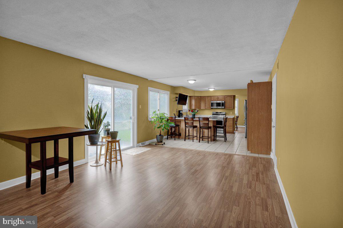 909 Farmdale Road Mount Joy, PA 17552 - Photo 9 of 32