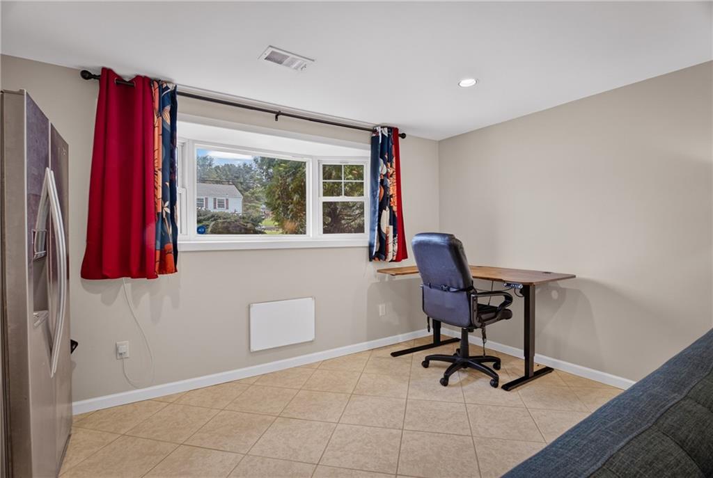 272 Hays Road Pittsburgh, PA 15241 - Photo 28 of 43 Te family room can be utilized in multiple ways.