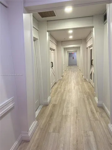 $625,000 | 3200 Collins Avenue, Unit 113, Miami Beach, FL 33140