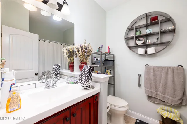 $414,000 | 1668 Farindale Cove, Nesbit, MS 38651