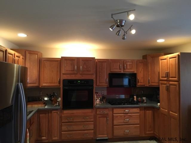 230 Lisha Kill Road Colonie, NY 12309 - Photo 6 of 25 Photo 6