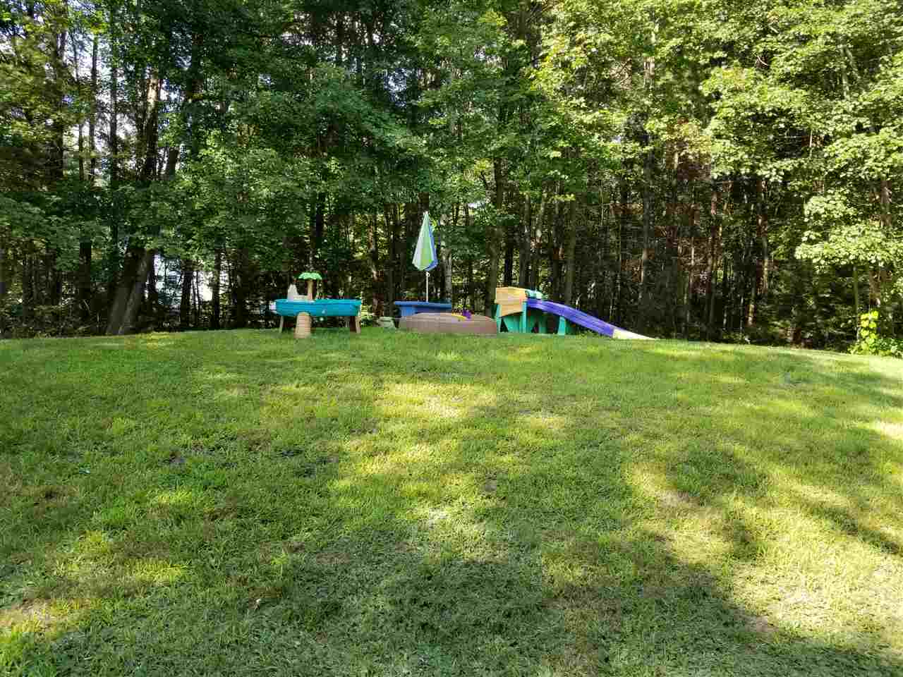 6 Shawnee Place Londonderry, NH 03053 - Photo 19 of 20