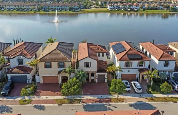 $749,999 | 3460 West 103rd Terrace, Hialeah, FL 33018
