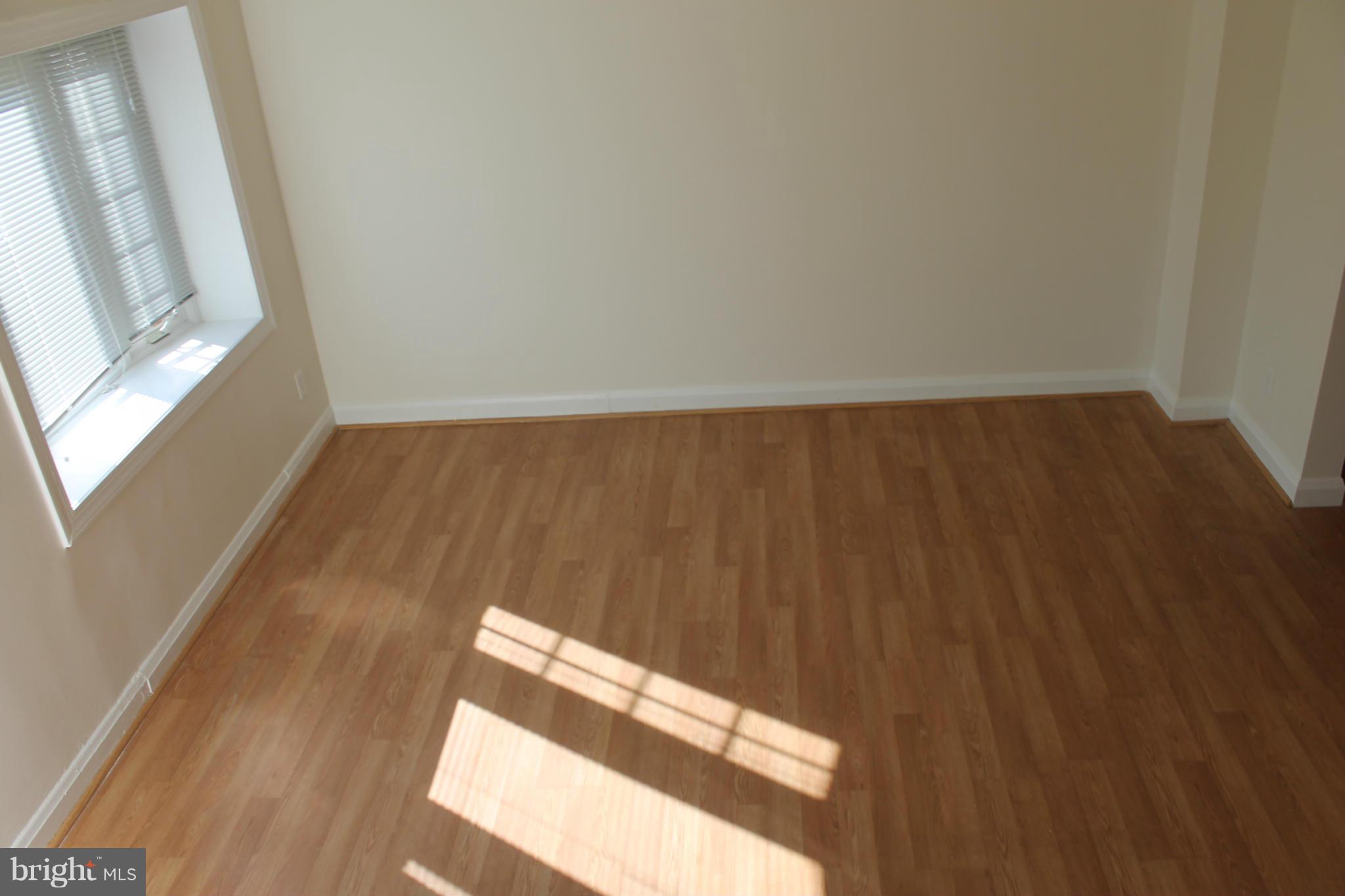 1924 Swansea Road Baltimore, MD 21239 - Photo 6 of 17 Living Room