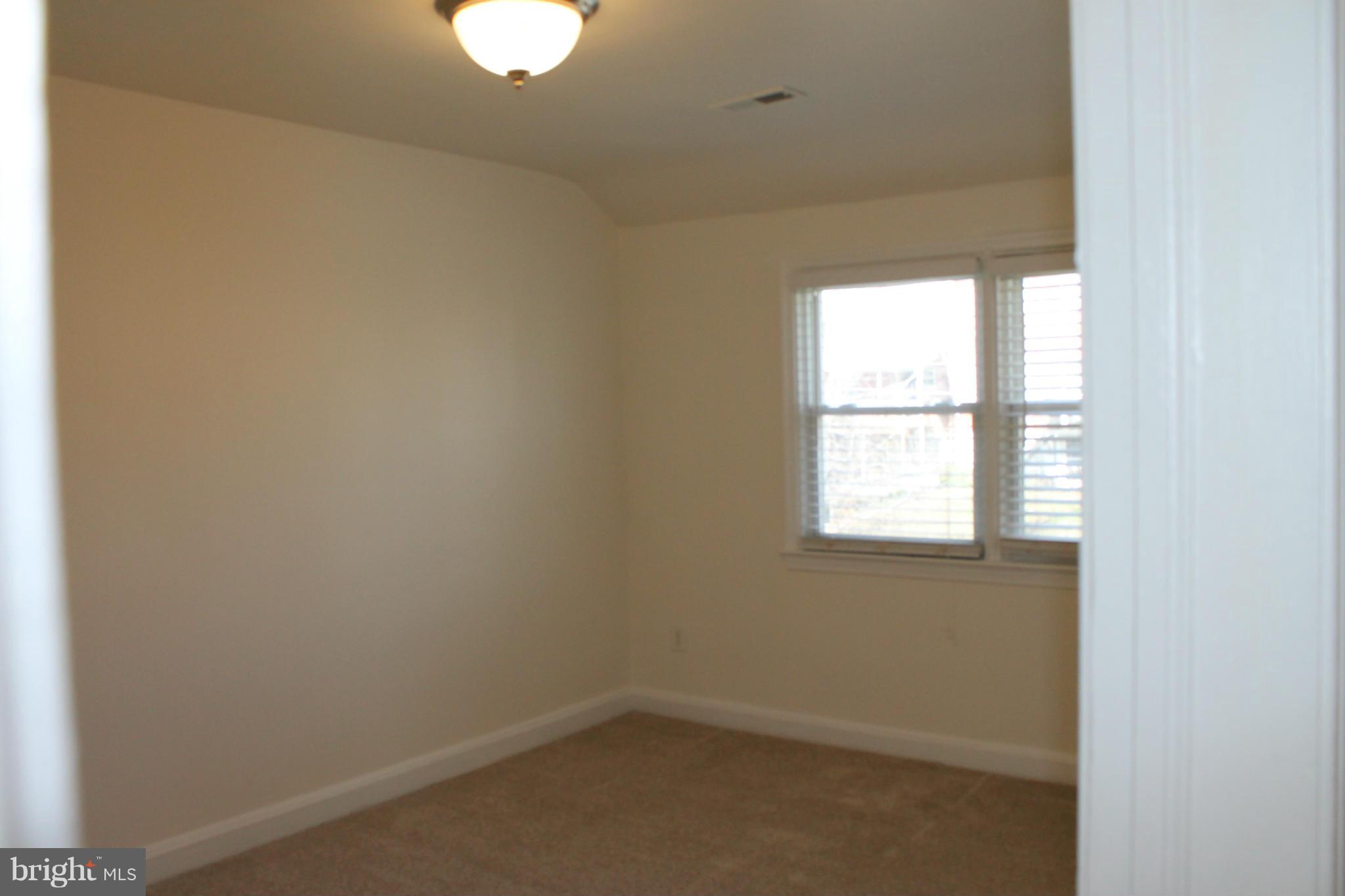 1924 Swansea Road Baltimore, MD 21239 - Photo 10 of 17 Bedroom (Master)